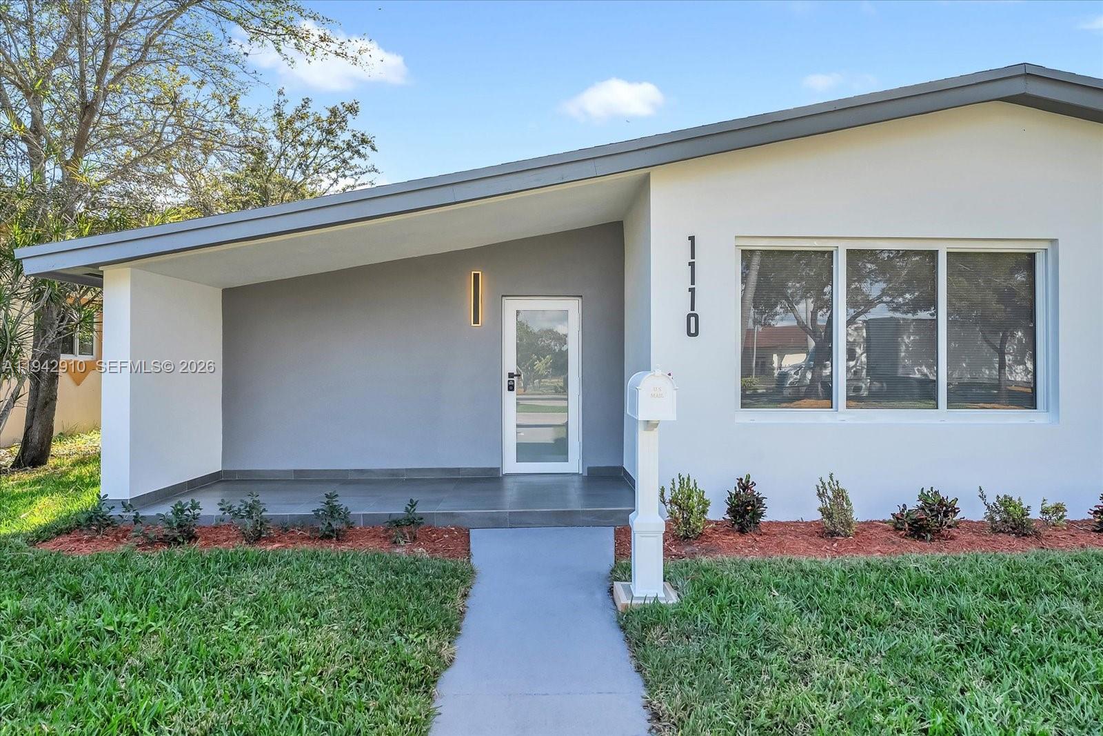 SCOTT LAKE MANOR SEC 2 - Residential