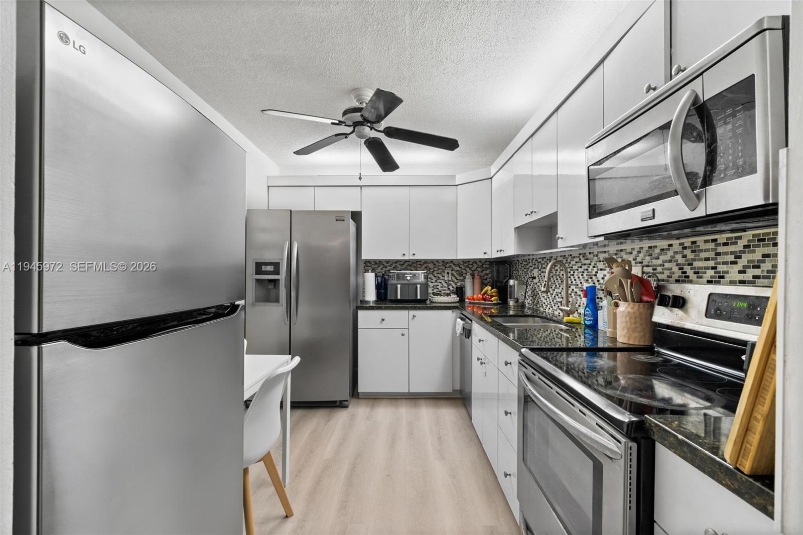 OLYMPUS CONDO PHASE - Residential