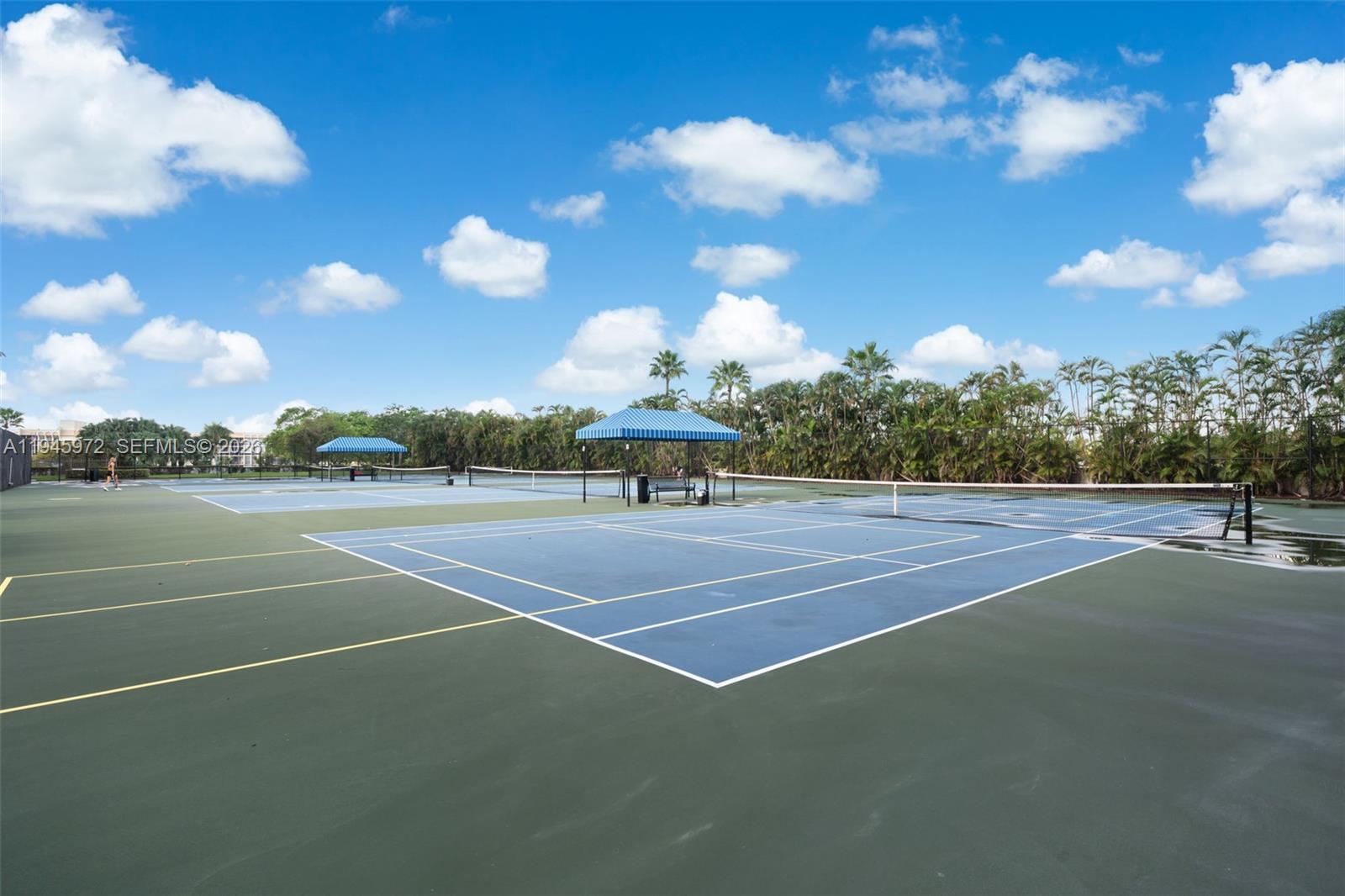 OLYMPUS CONDO PHASE - Residential