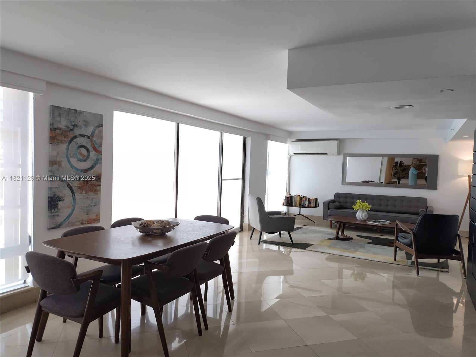 KEY BISC AMBASSADOR CONDO - Residential