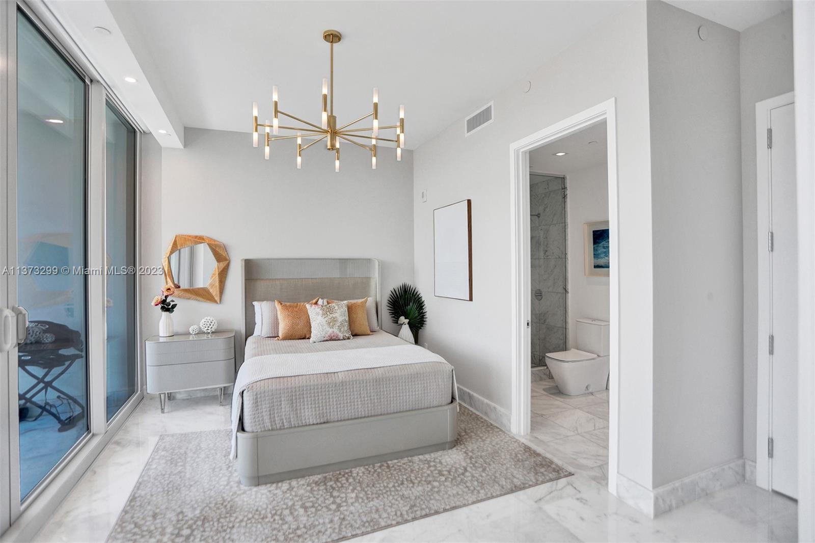JADE SIGNATURE CONDO - Residential