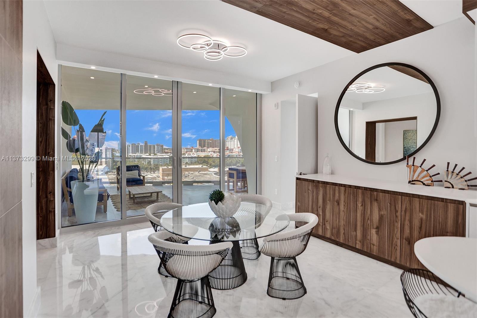 JADE SIGNATURE CONDO - Residential