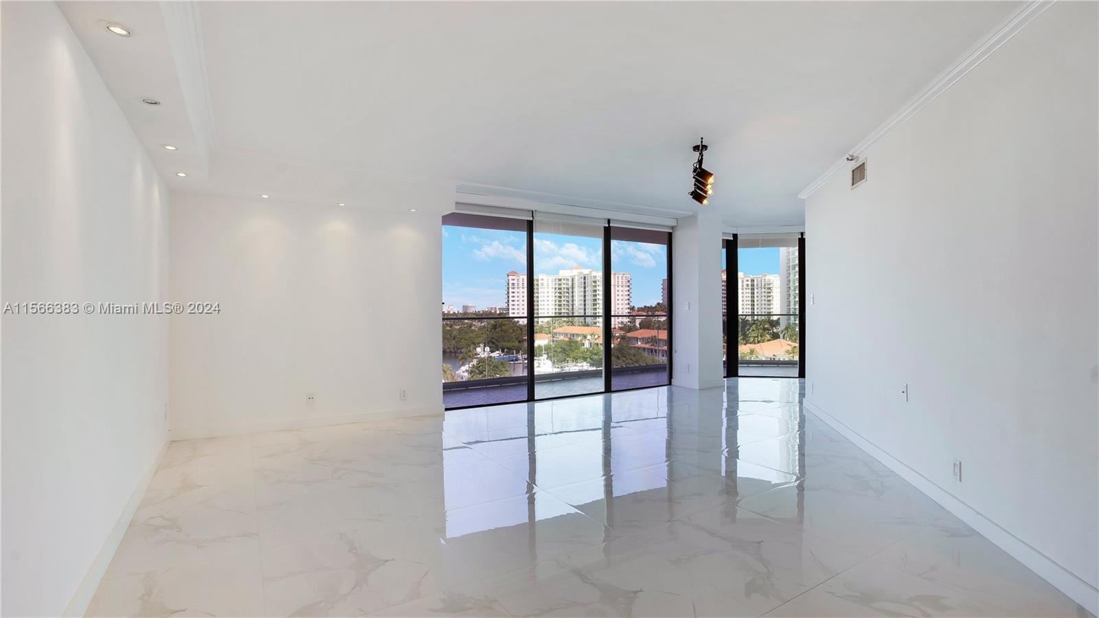 Property for Sale at 19707 Turnberry Way 8B, Aventura, Miami-Dade County, Florida - Bedrooms: 2 
Bathrooms: 2  - $599,000