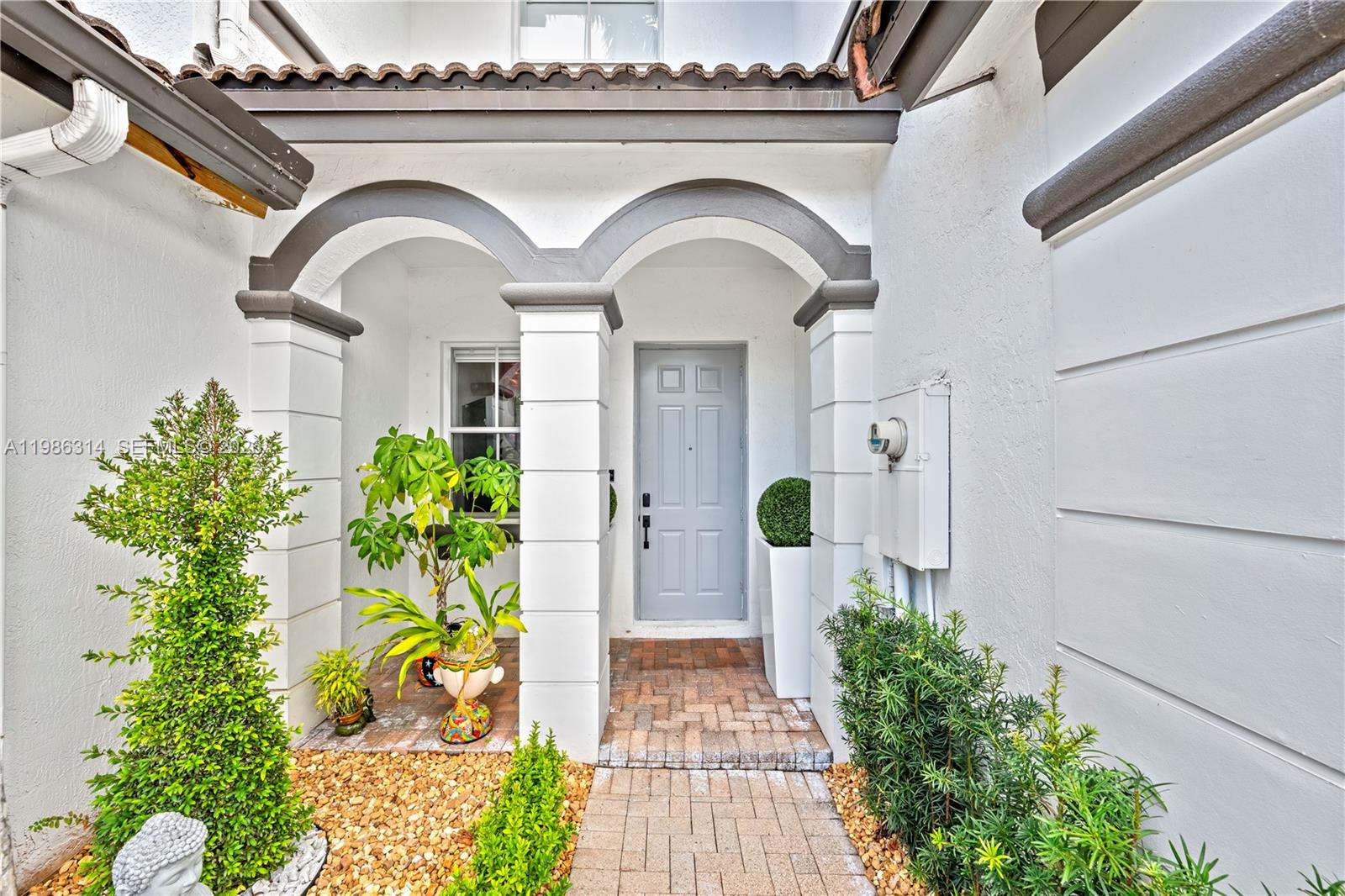 DORAL ISLES NORTH SEC TWO - Residential