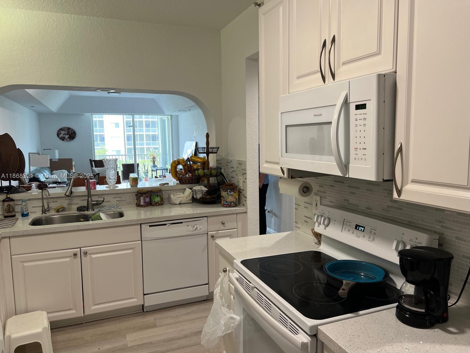 CAPTIVA CONDO D - Residential