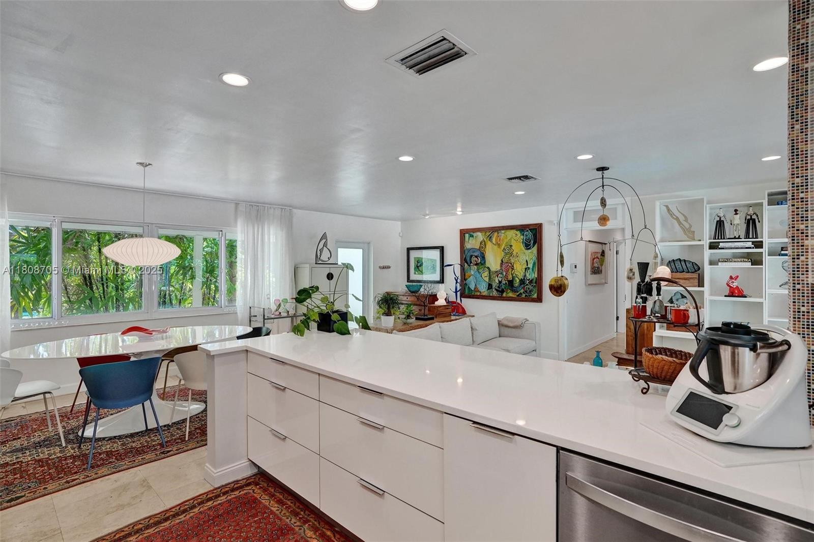 Welcome to this one of a kind spacious 3-bedroom, 3-bathroom home with a romantic pool, in the heart Pinecrest neighborhood, just minutes from top-rated schools.
The home features an open layout, including a modern kitchen, elegant living areas, and generously sized bedrooms.
Step outside to your private backyard oasis, perfect for entertaining or relaxing. Enjoy a sparkling pool, lush landscaping, and ample seating areas for gatherings under the stars.
This is not just a rental — it’s a lifestyle.
Furnished Short term rental is also available upon request