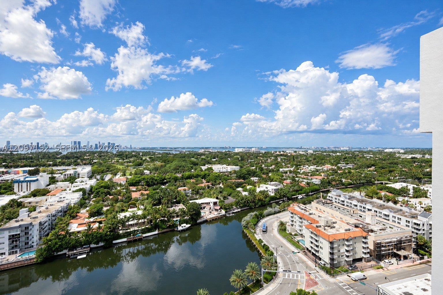 2555 Collins Ave 2406