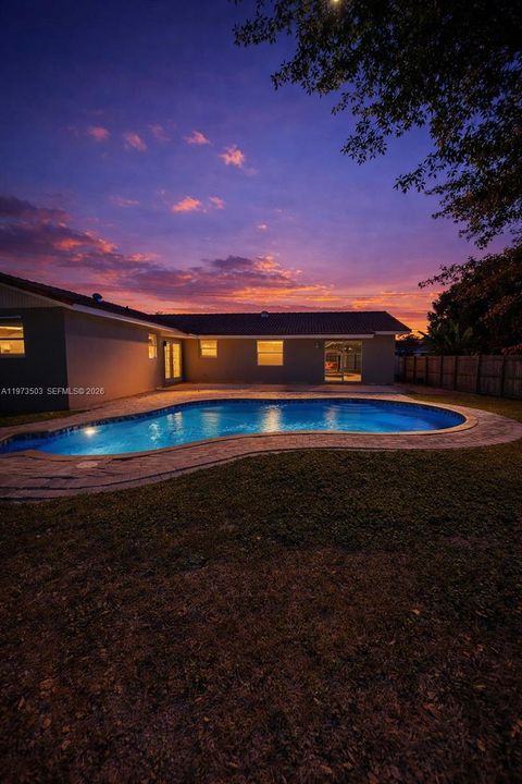 10805 SW 165th Ter Miami FL 33157