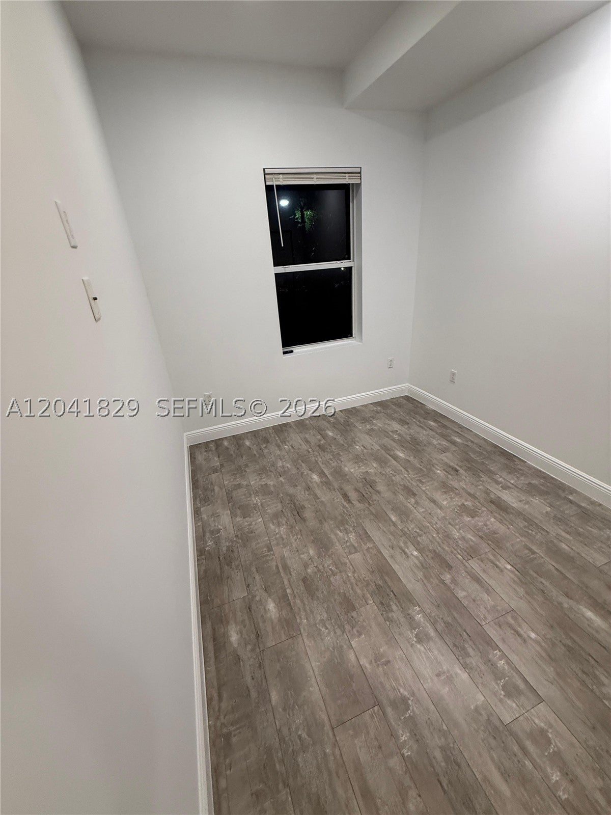5129 NW 5th Ave /