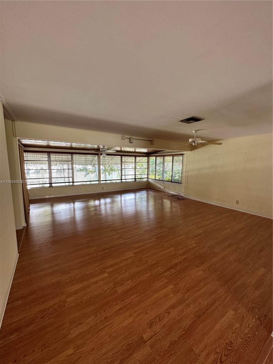 LAUDERDALE HARBORS SECTIO - Residential