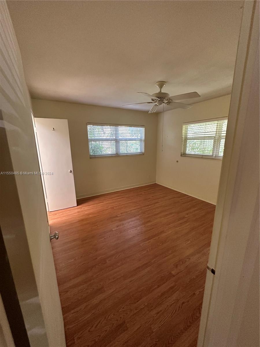 LAUDERDALE HARBORS SECTIO - Residential