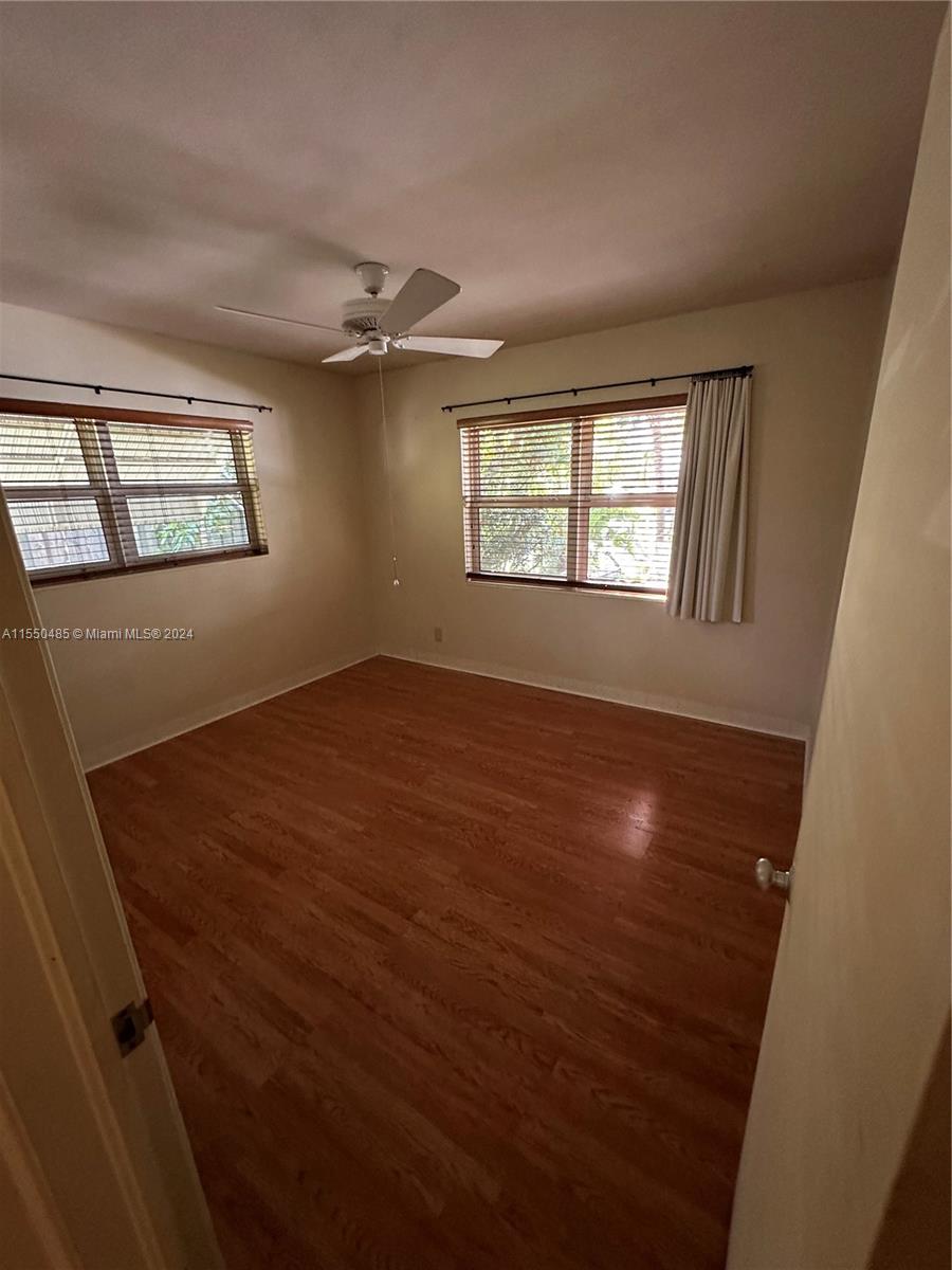 LAUDERDALE HARBORS SECTIO - Residential