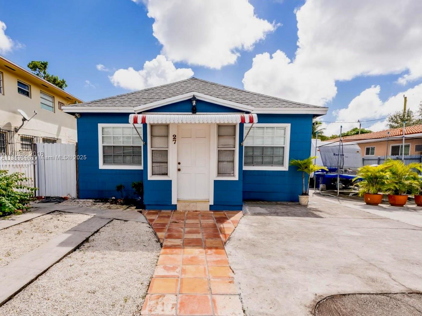 27 SW 55th Ave Rd