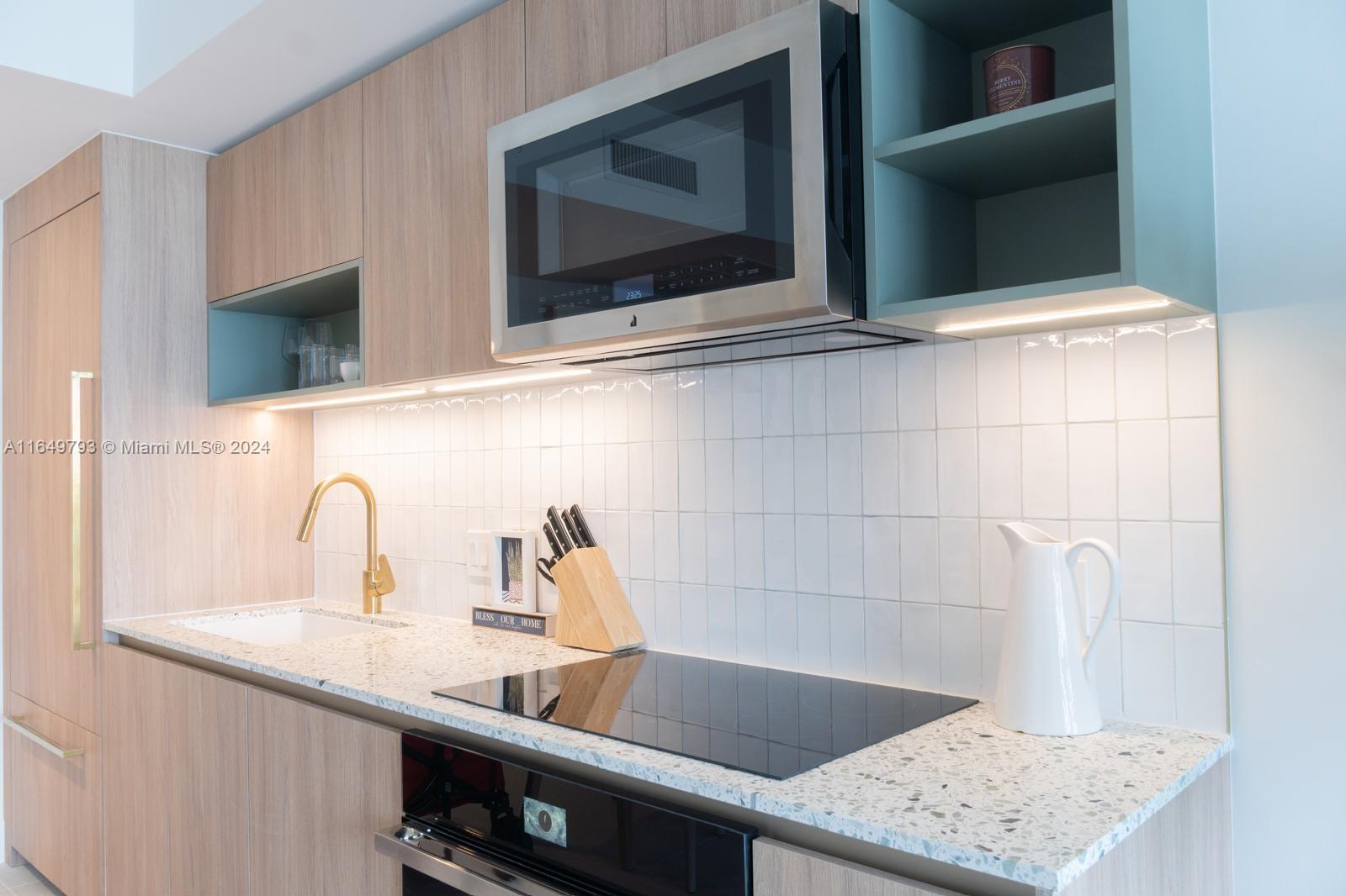Gale Natiivo - Residential Lease
