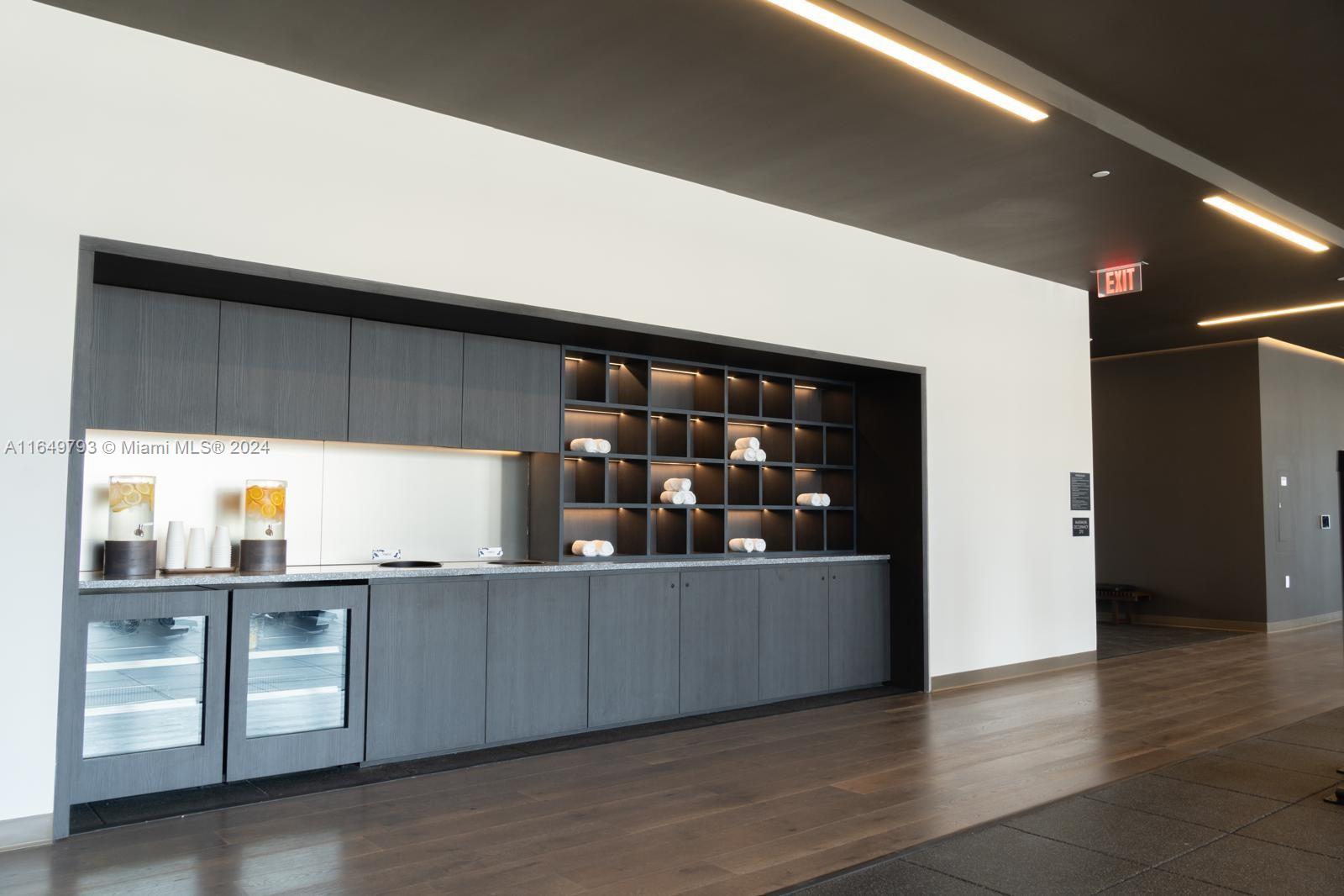 Gale Natiivo - Residential Lease