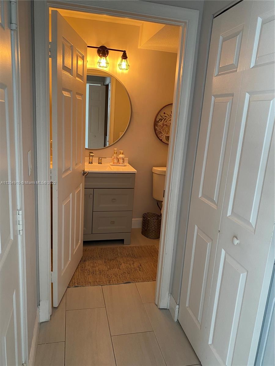PEMBROKE ISLES 1 - Residential
