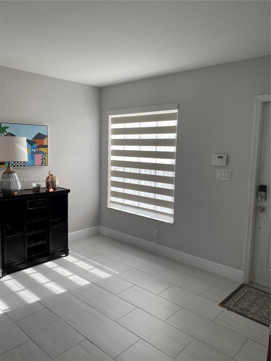 PEMBROKE ISLES 1 - Residential