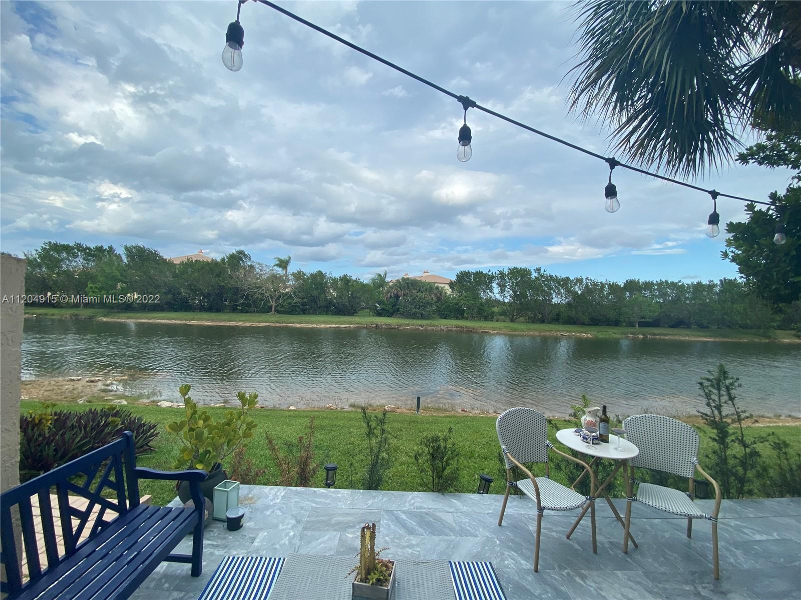 PEMBROKE ISLES 1 - Residential