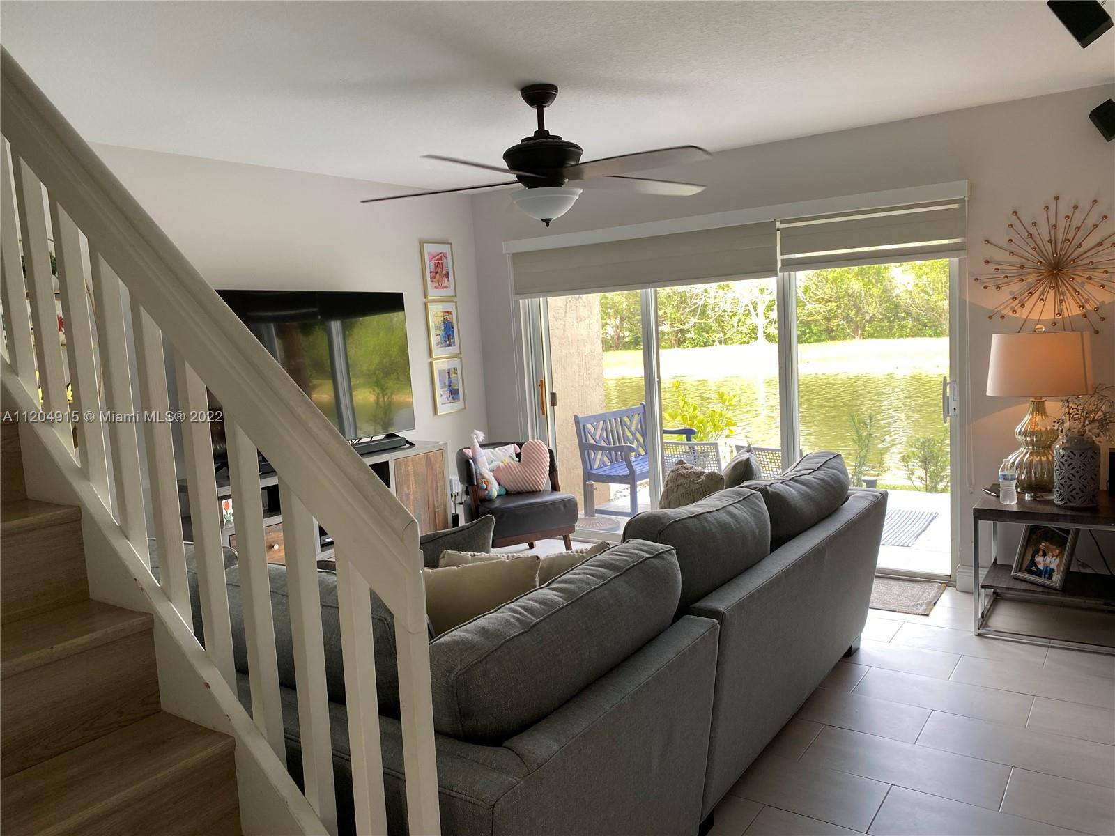 PEMBROKE ISLES 1 - Residential