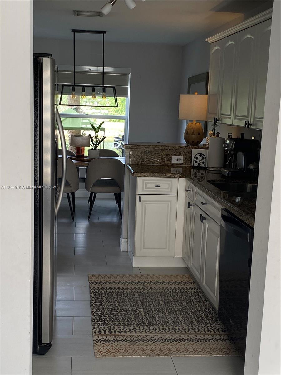 PEMBROKE ISLES 1 - Residential