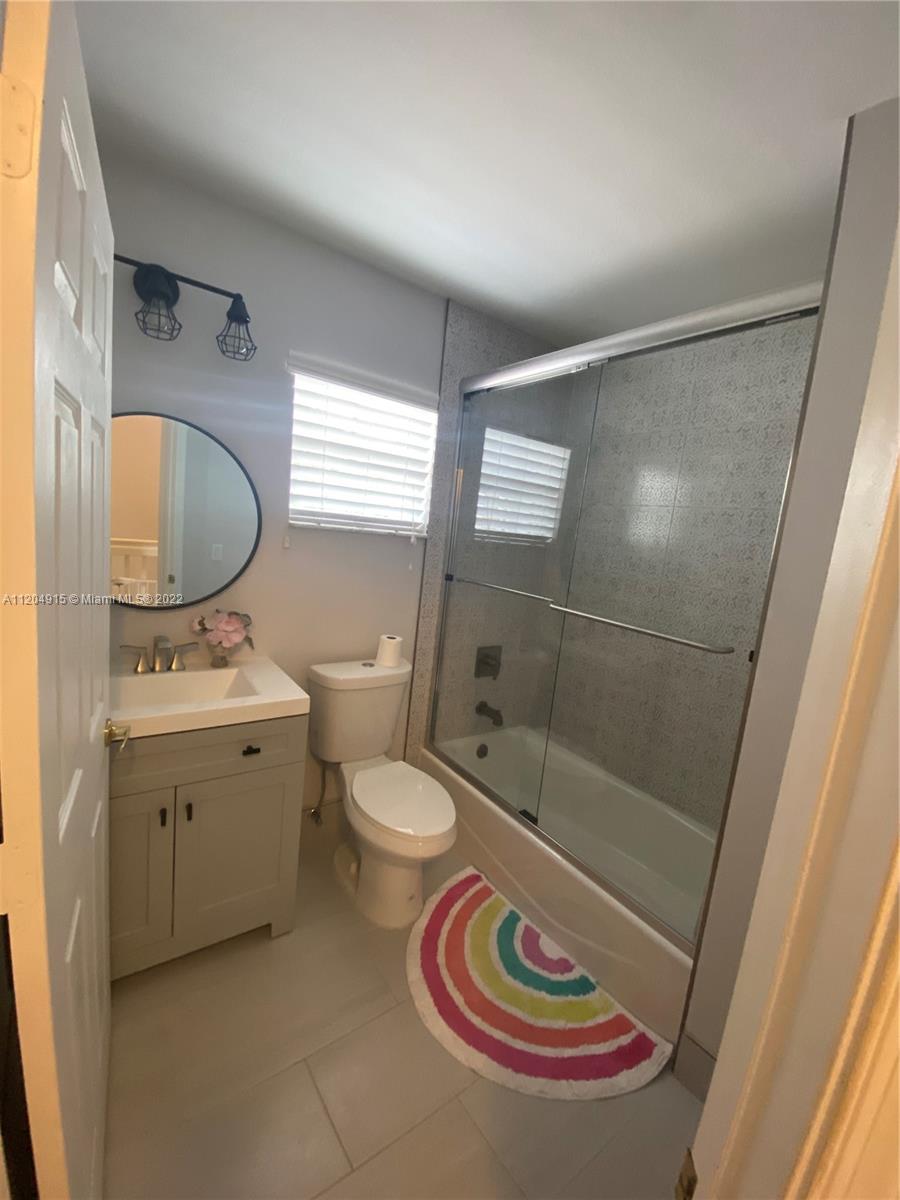 PEMBROKE ISLES 1 - Residential