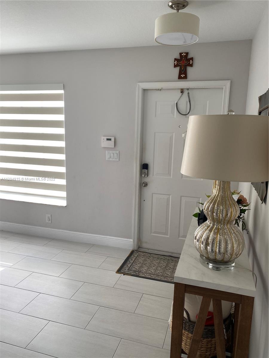 PEMBROKE ISLES 1 - Residential