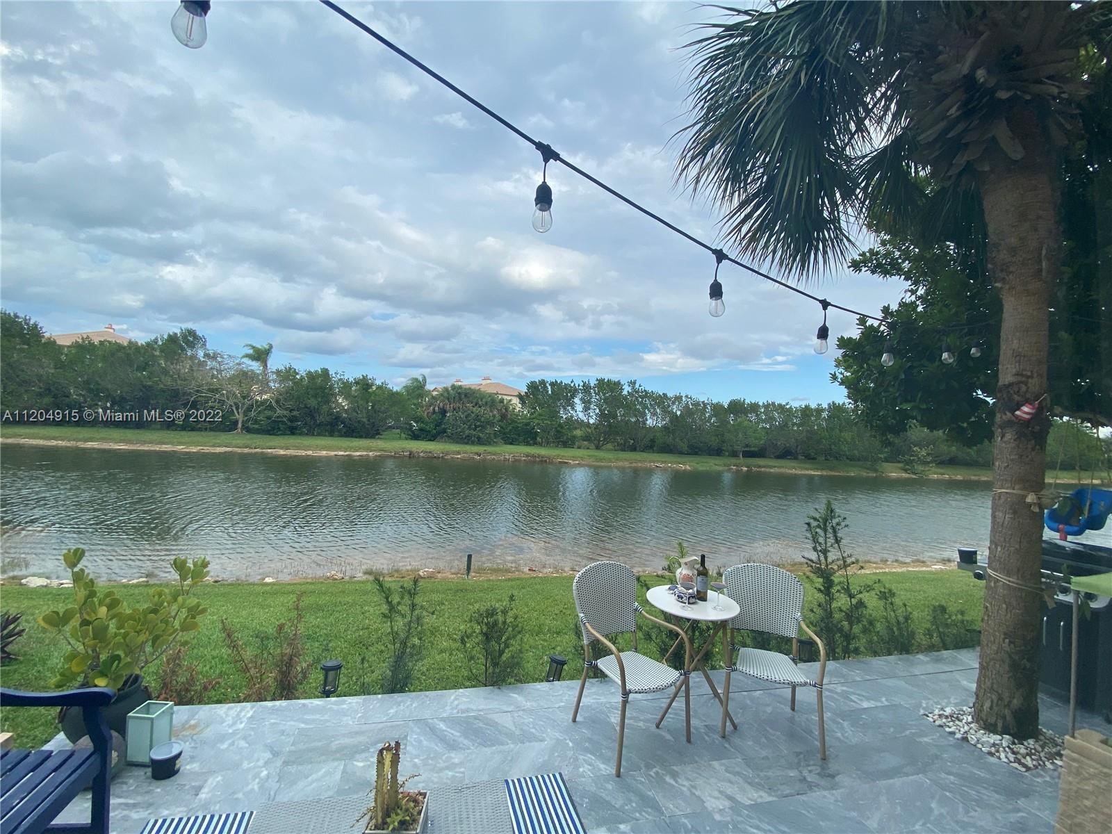 PEMBROKE ISLES 1 - Residential