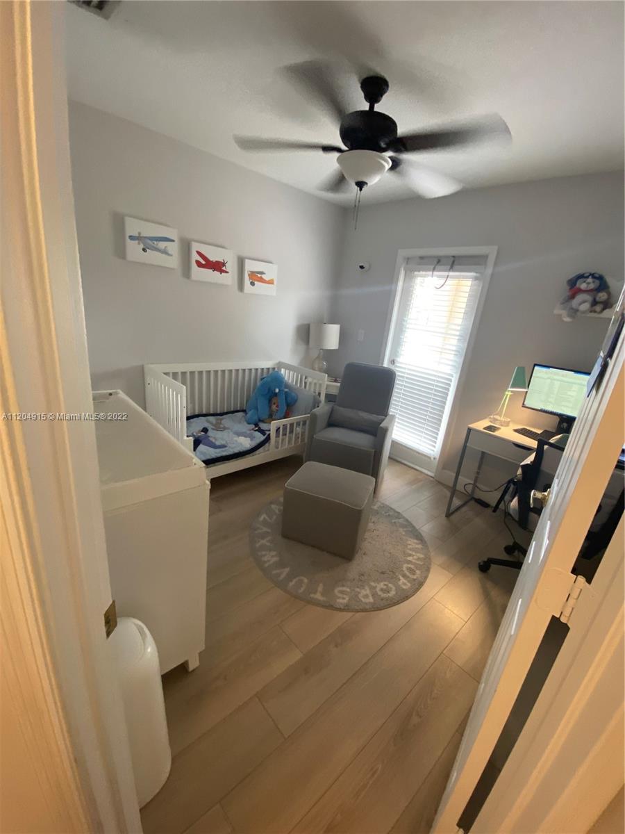 PEMBROKE ISLES 1 - Residential