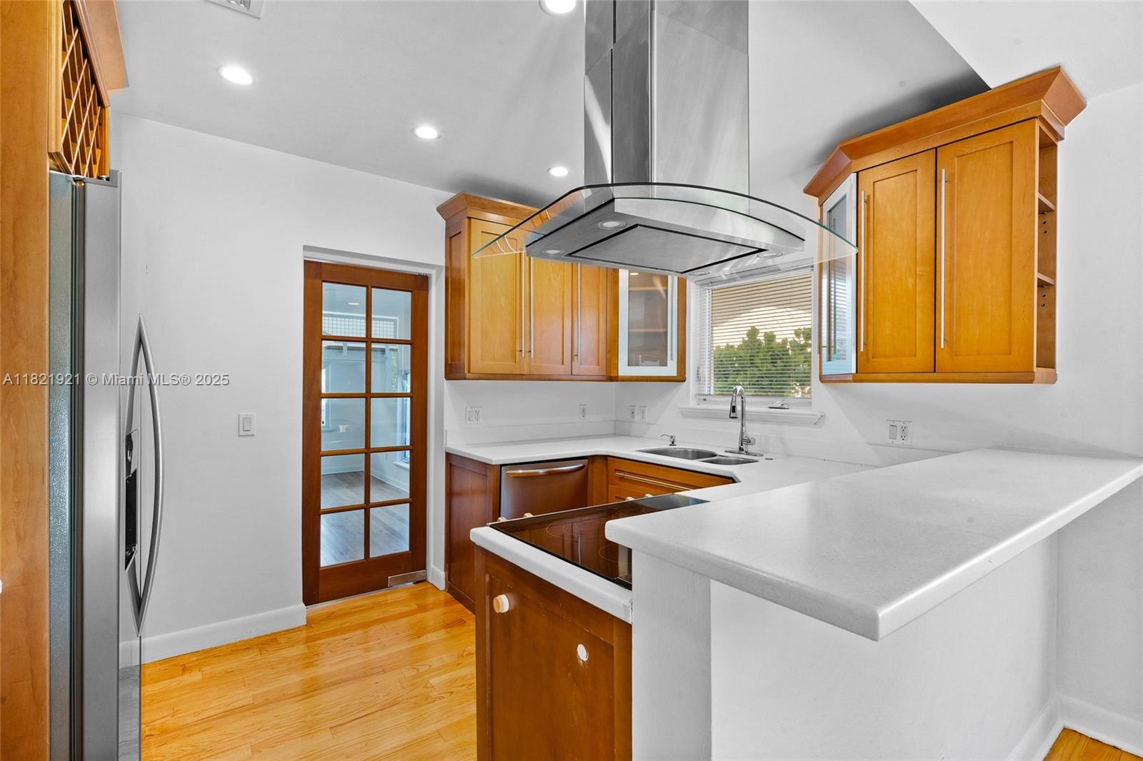 BRICKELL ESTATES - Residential Lease