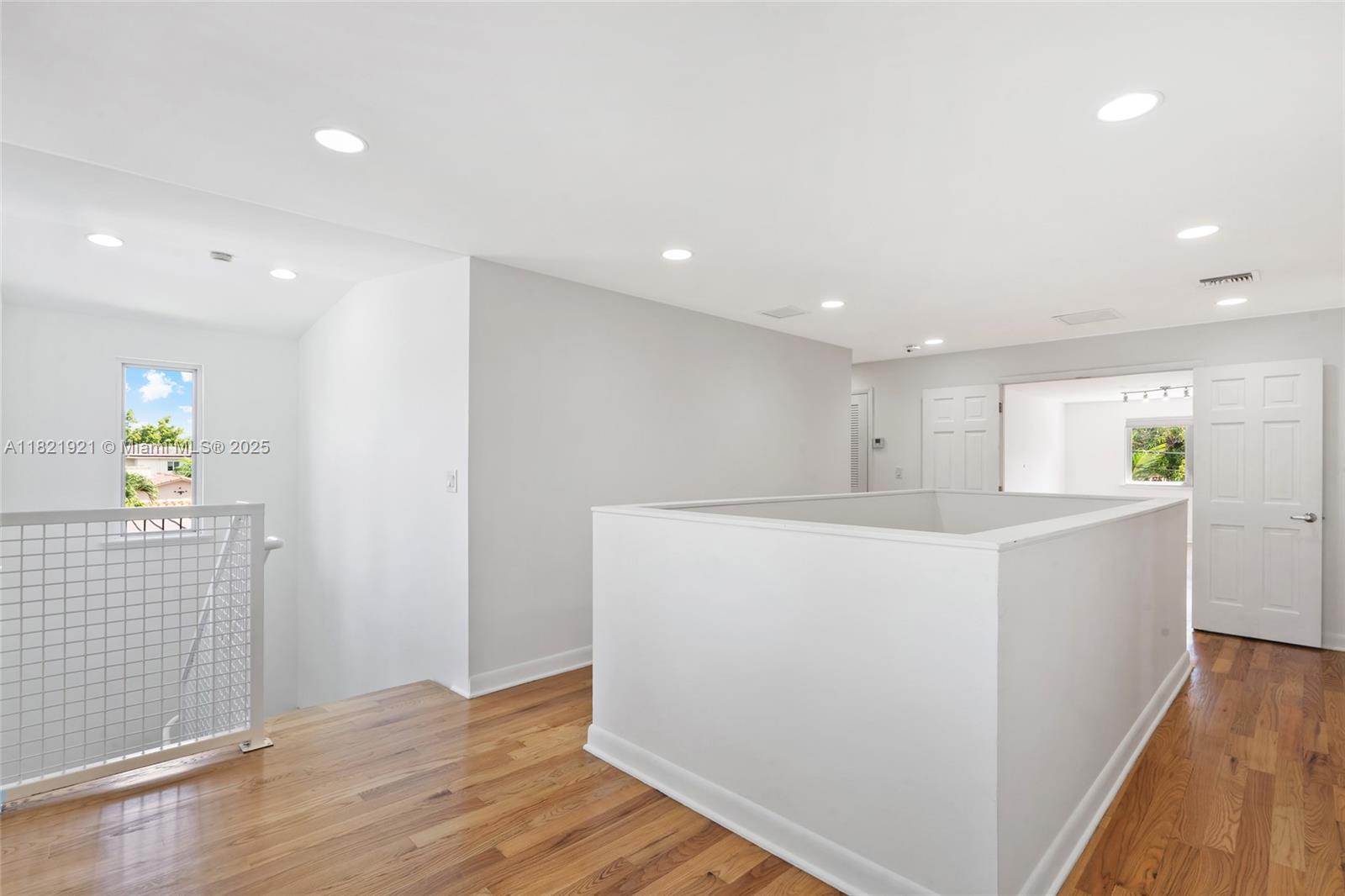 BRICKELL ESTATES - Residential Lease