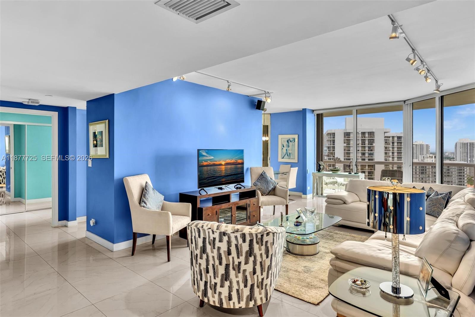 TERRACES NORTH TURNBERRY - Residential