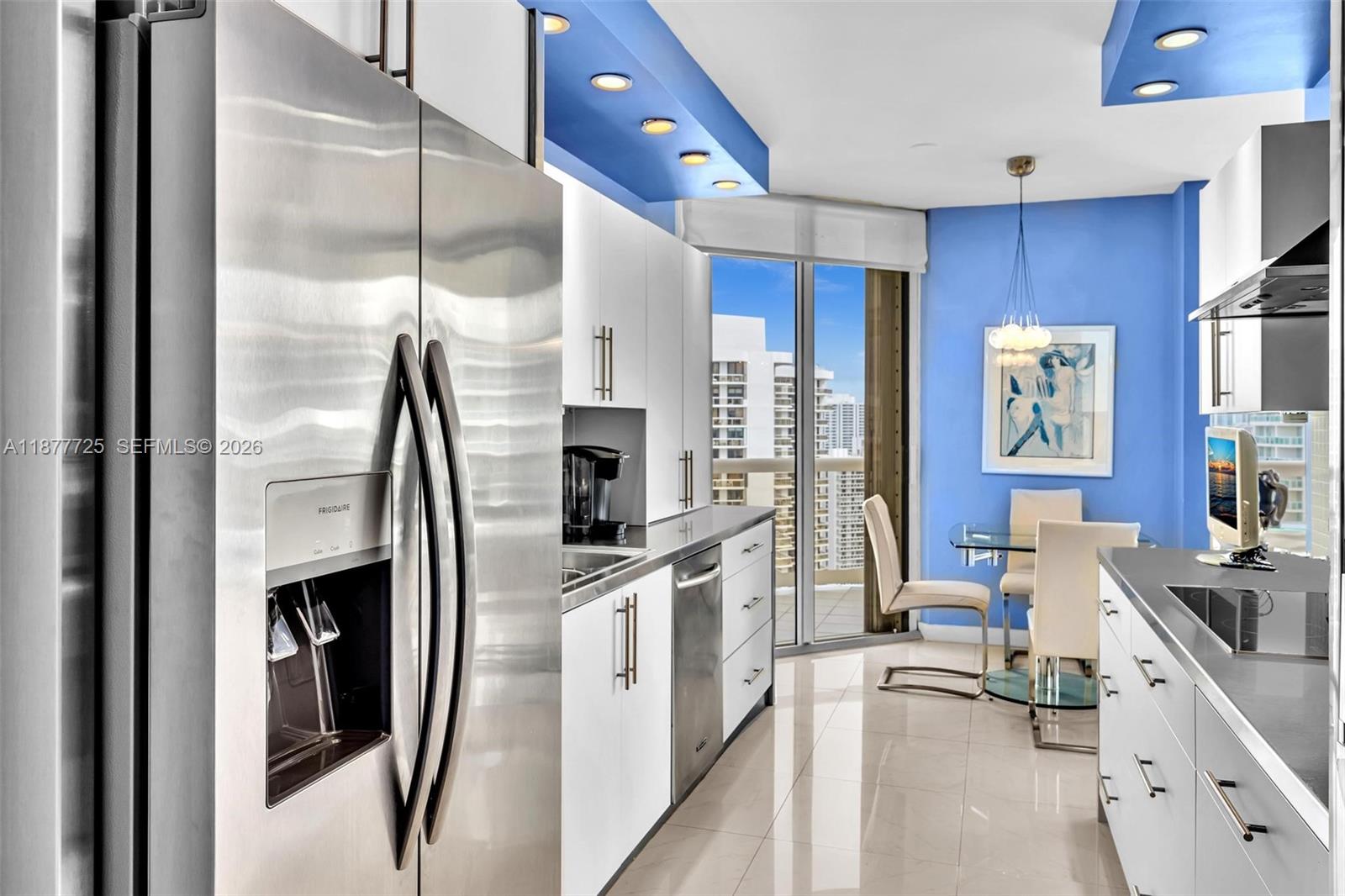 TERRACES NORTH TURNBERRY - Residential