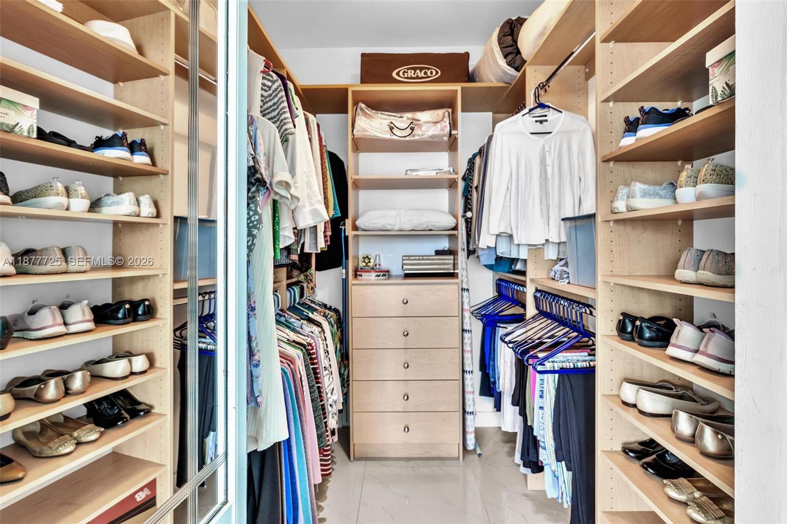 TERRACES NORTH TURNBERRY - Residential