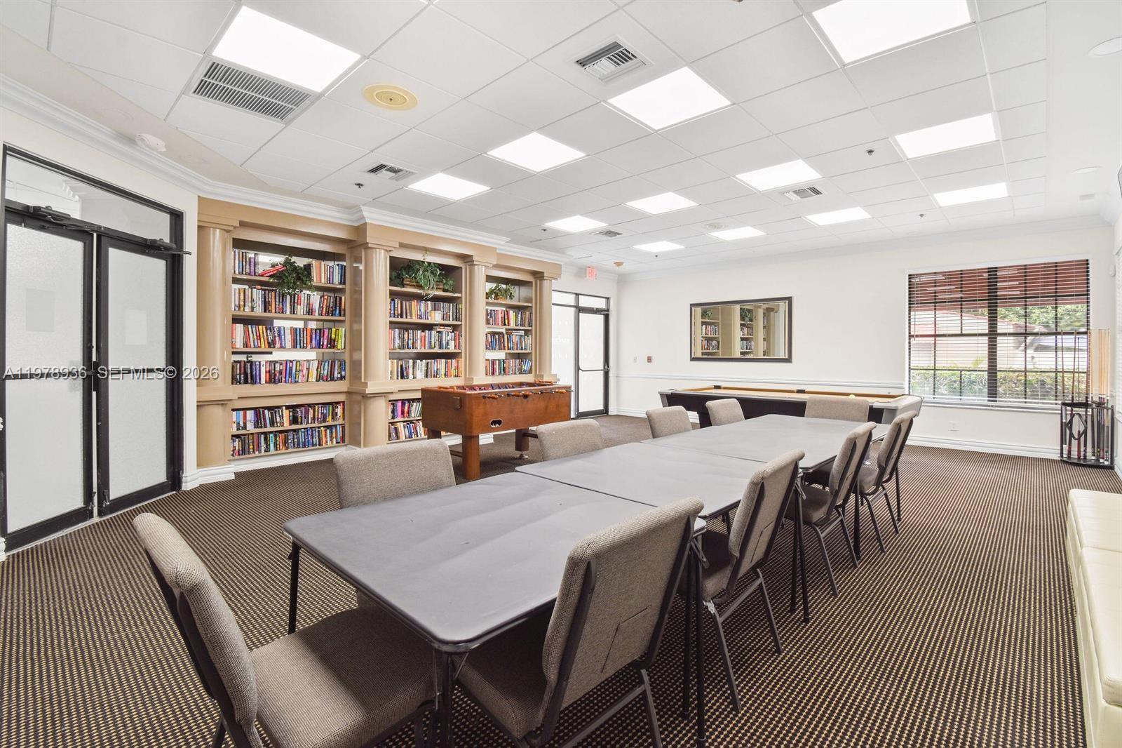 LEXINGTON CLUB - Residential