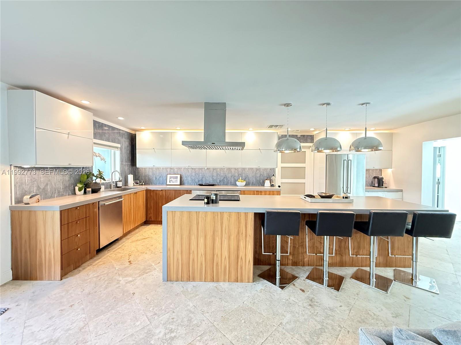 BEAU RIVAGE - Residential