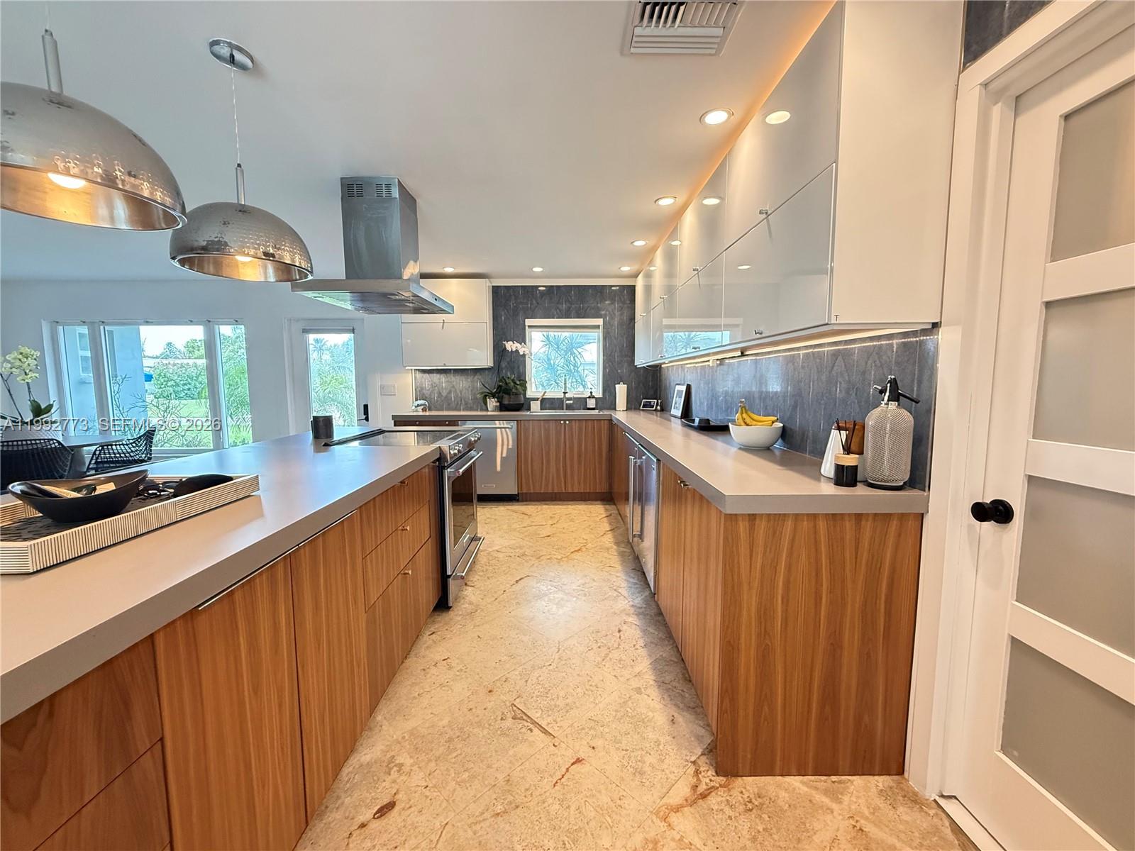 BEAU RIVAGE - Residential