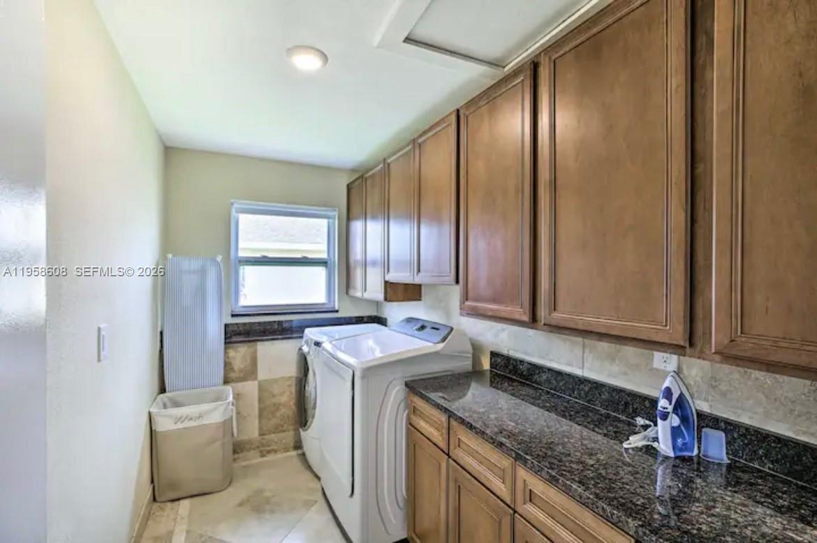 west of oasis canals - Residential