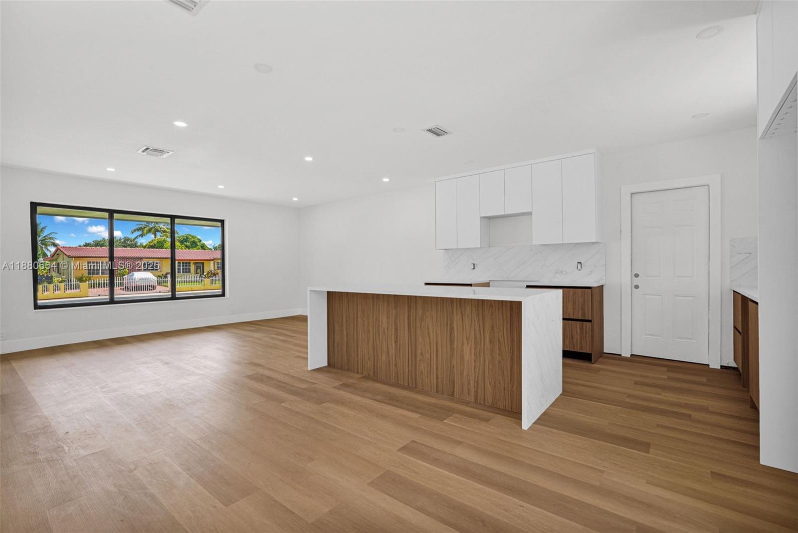 BELL GARDENS - Residential