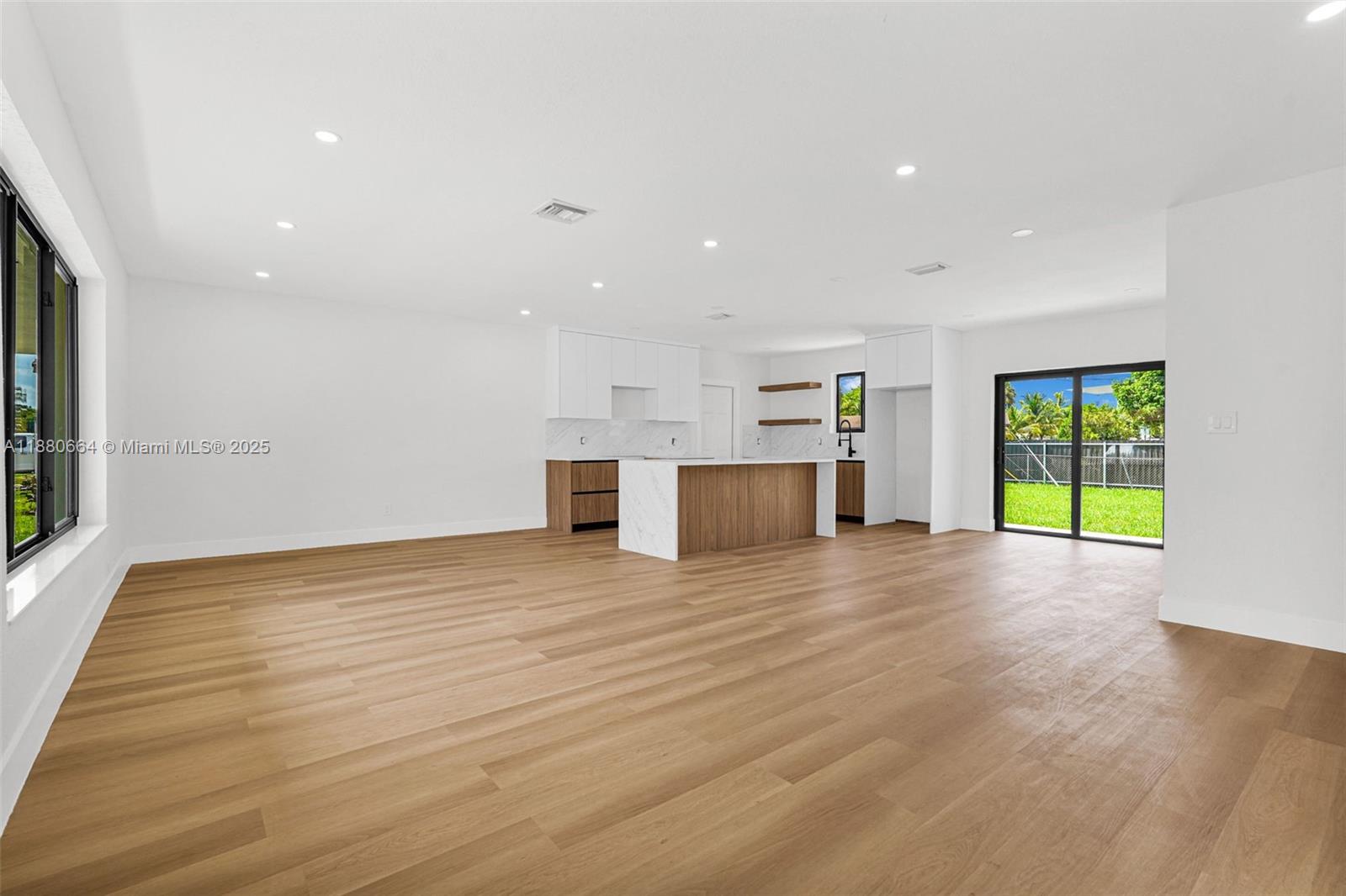 BELL GARDENS - Residential