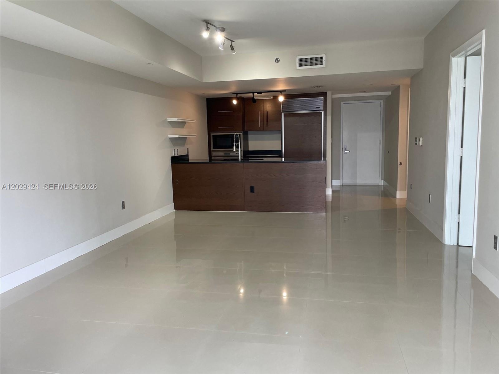 475 Brickell Ave 414