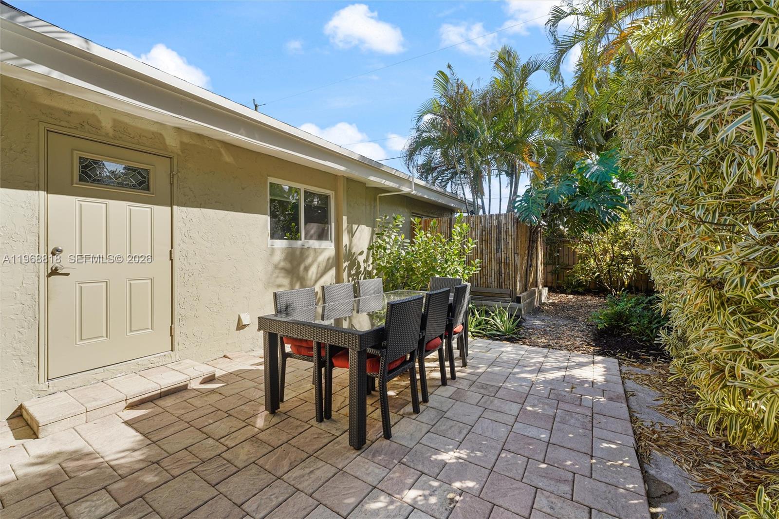 CORAL SHORES - Residential