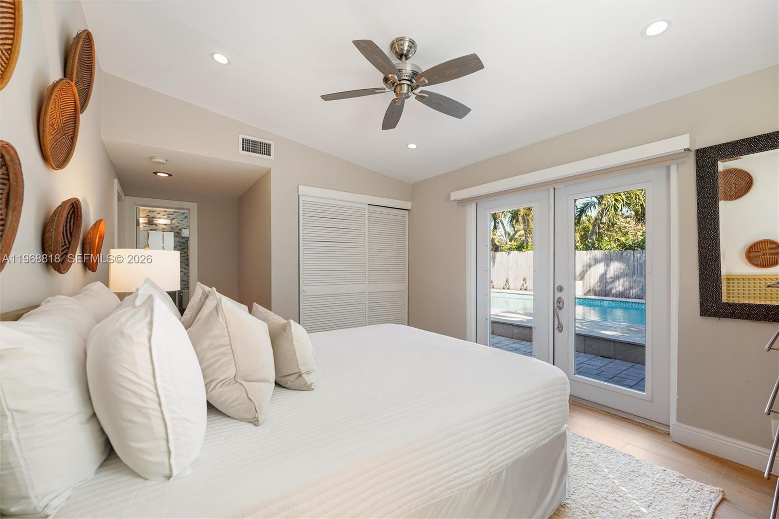 CORAL SHORES - Residential