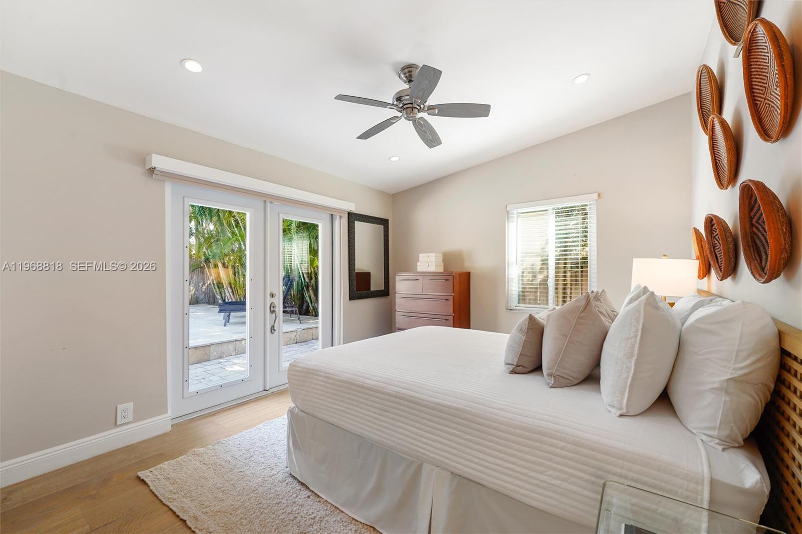 CORAL SHORES - Residential