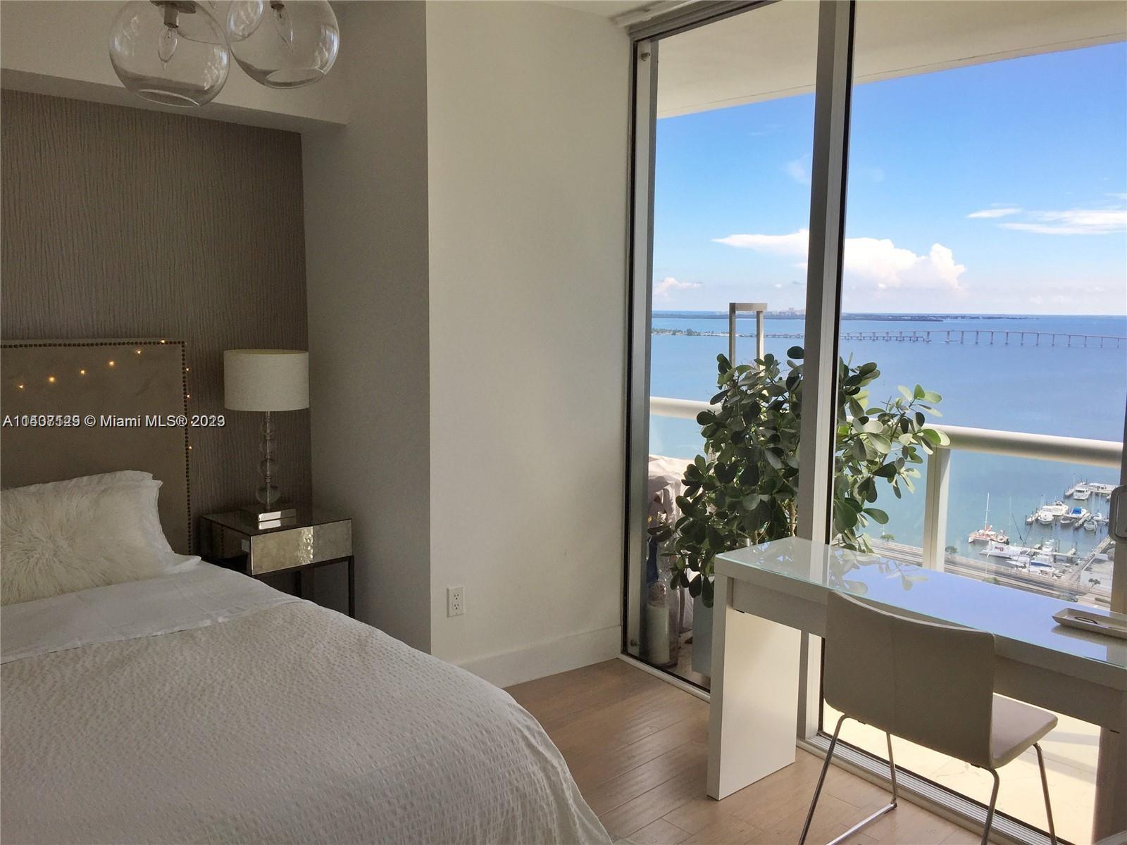 Photo 15 of 37 of 495 Brickell Ave 2403 condo