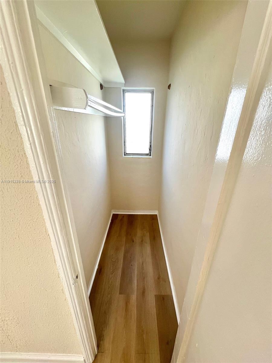 BISCAYNE HEIGHTS - Residential Lease