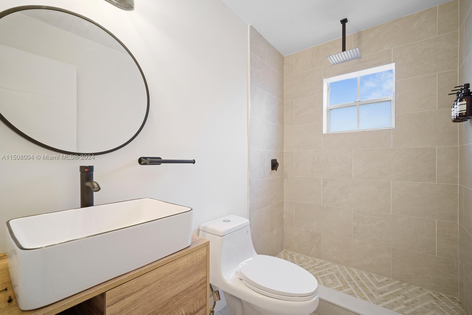 MEADOW WOOD MANOR SEC 7 - Residential