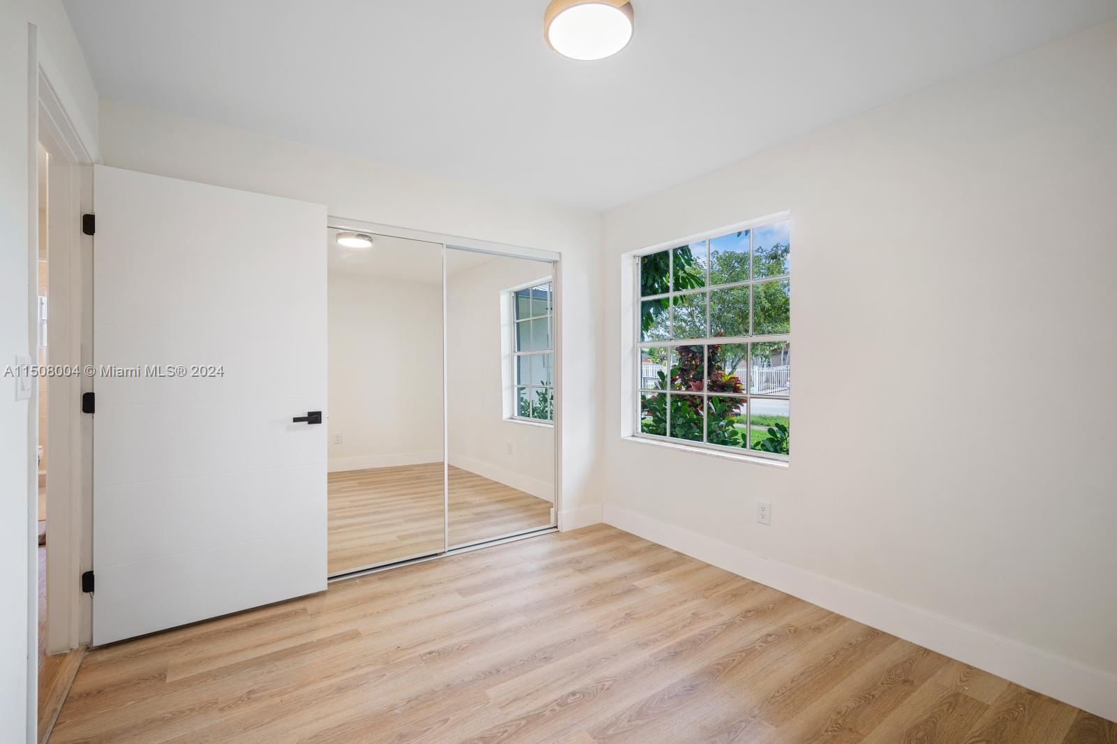 MEADOW WOOD MANOR SEC 7 - Residential