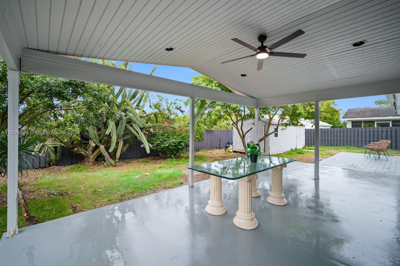 MEADOW WOOD MANOR SEC 7 - Residential