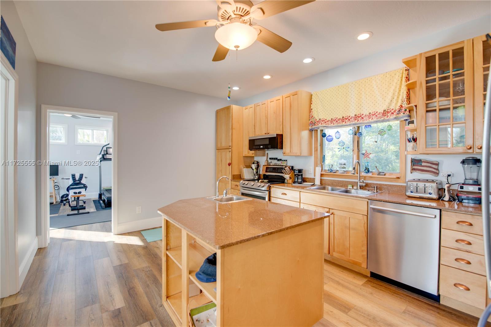 CUTTHROAT HARBOR ESTS - Residential