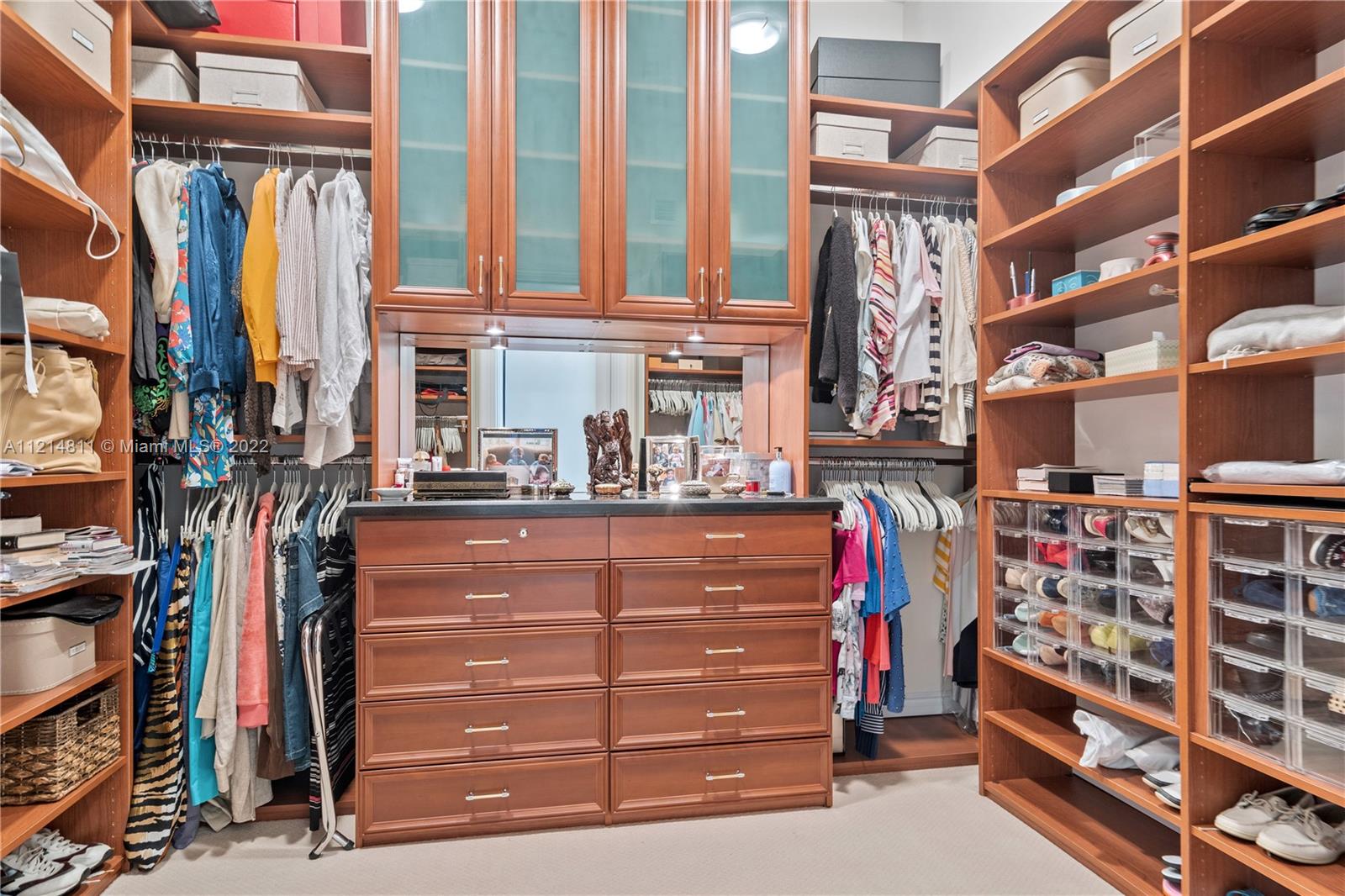 BELLINI CONDO - Residential